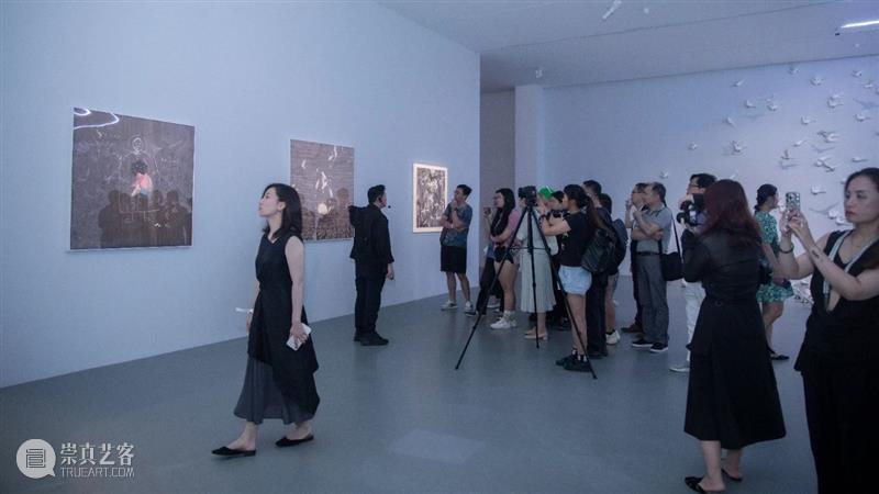 周艺文_音乐与鸽子、天使与绿马、樱桃与时间 | 国家美术·关注 崇真艺客