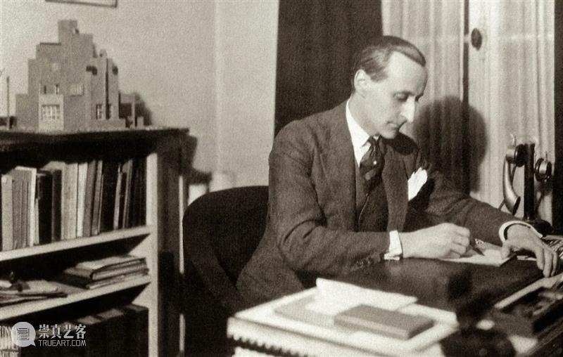 他是现代建筑界的艺术家？ 崇真艺客