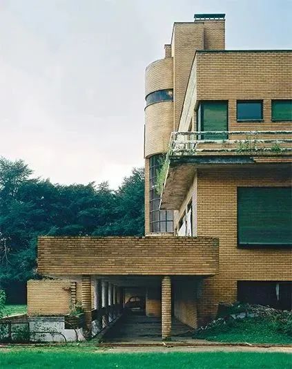 他是现代建筑界的艺术家？ 崇真艺客