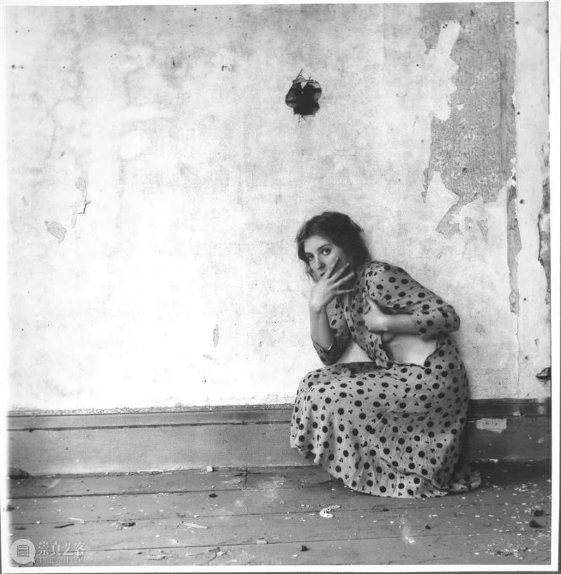 光社摄影图书馆｜Francesca Woodman新书面世 崇真艺客