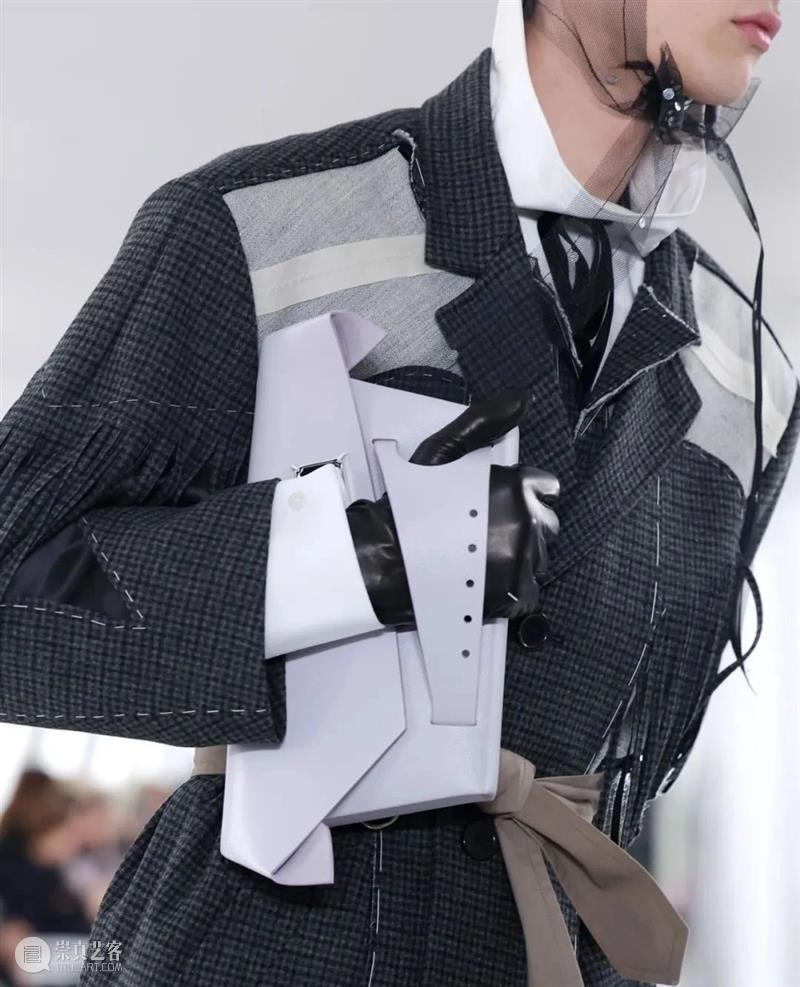 【IFA-时尚资讯】Maison Margiela | 叠合衣物结构与幻想意象 崇真艺客
