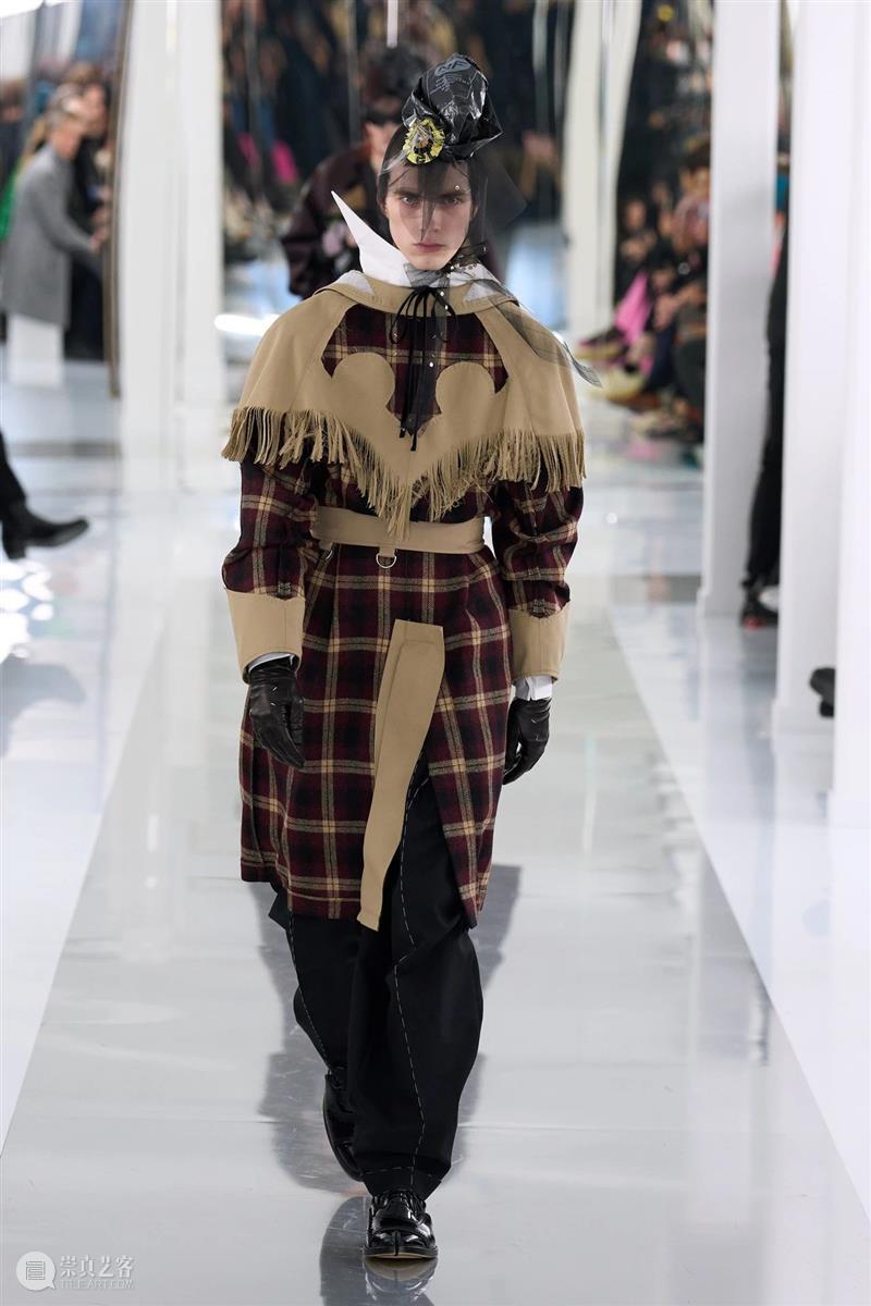 【IFA-时尚资讯】Maison Margiela | 叠合衣物结构与幻想意象 崇真艺客