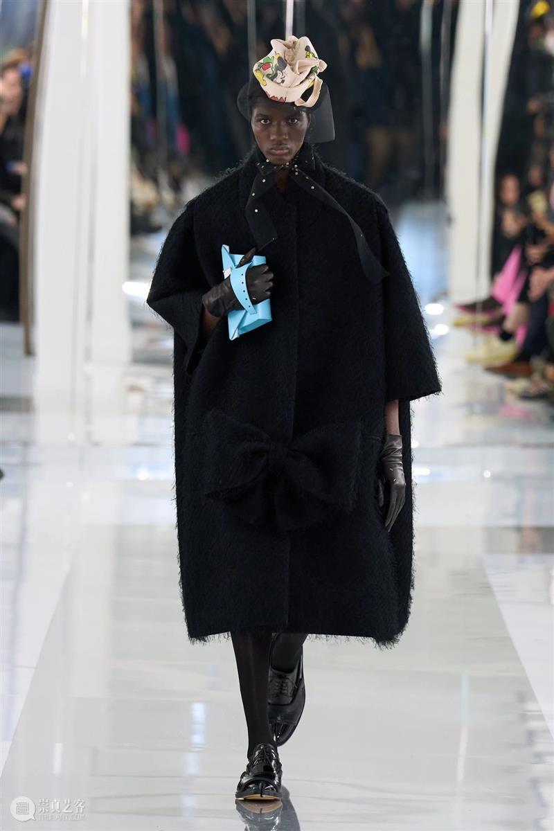 【IFA-时尚资讯】Maison Margiela | 叠合衣物结构与幻想意象 崇真艺客