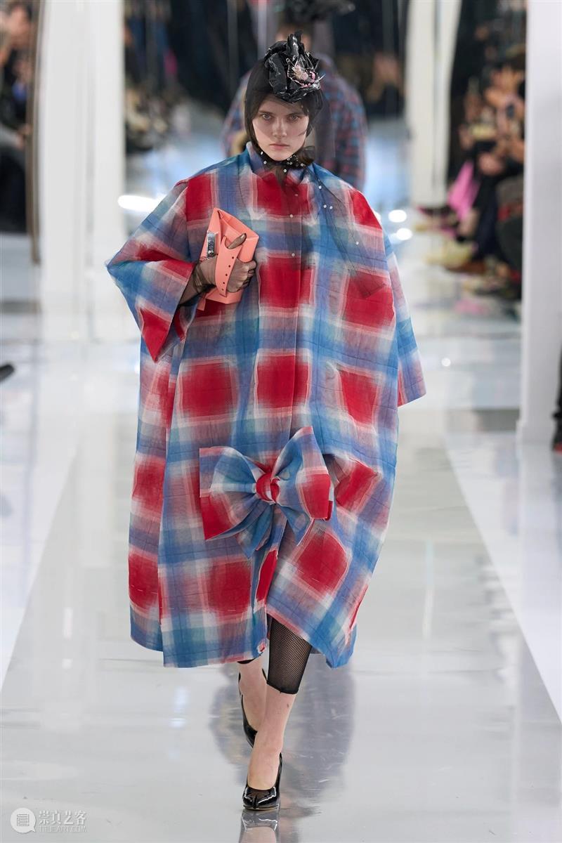 【IFA-时尚资讯】Maison Margiela | 叠合衣物结构与幻想意象 崇真艺客