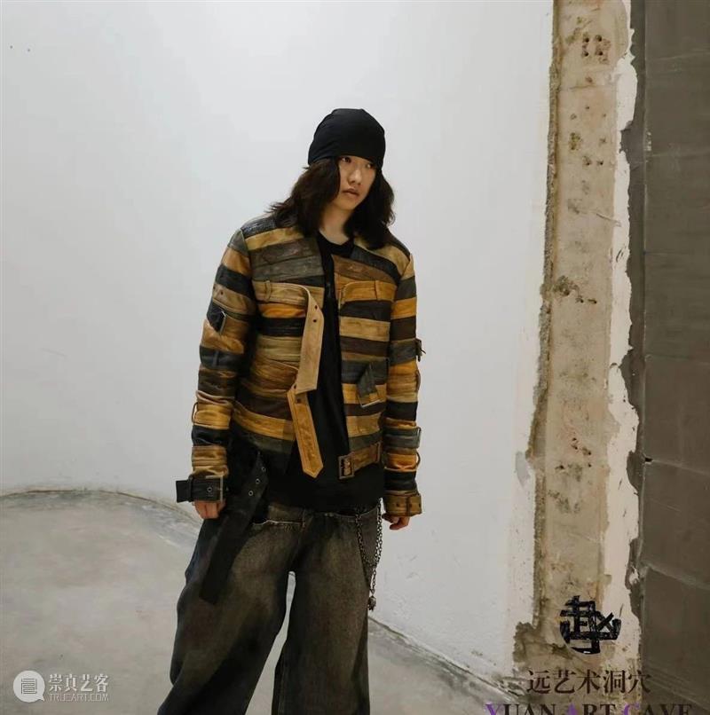 十点睡觉·白新展预告 | 赵明远：乞丐与狗 崇真艺客