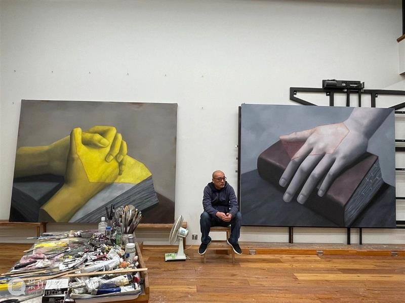 《十三邀》专访张晓刚：黑夜的价值就在其本身，而非需要白天来验证 崇真艺客