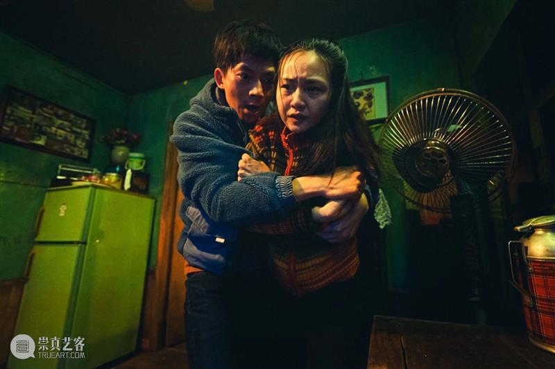 首演 | 有爱的人,小心跌落「深渊」 崇真艺客