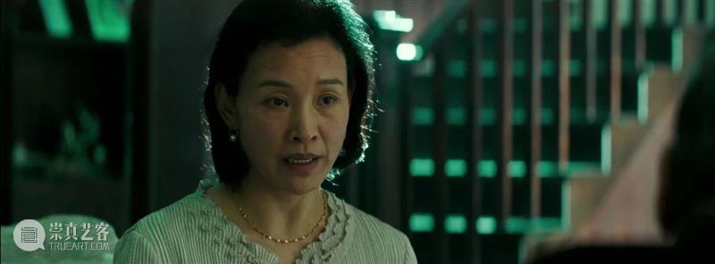 《坚如磐石》，癫狂张艺谋 崇真艺客