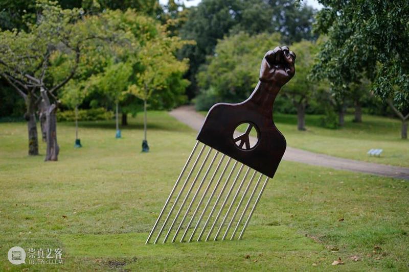 伦敦弗里兹_在艺术狂欢中构想文化愿景 | 国家美术·关注 视频资讯 | 艺术 伦敦 文化 弗里兹 国家 愿景 美术 世界 各地 艺术家 崇真艺客