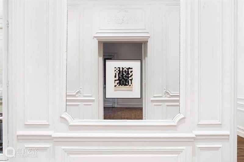 韦德·盖顿（Wade Guyton）最新纸上作品 崇真艺客