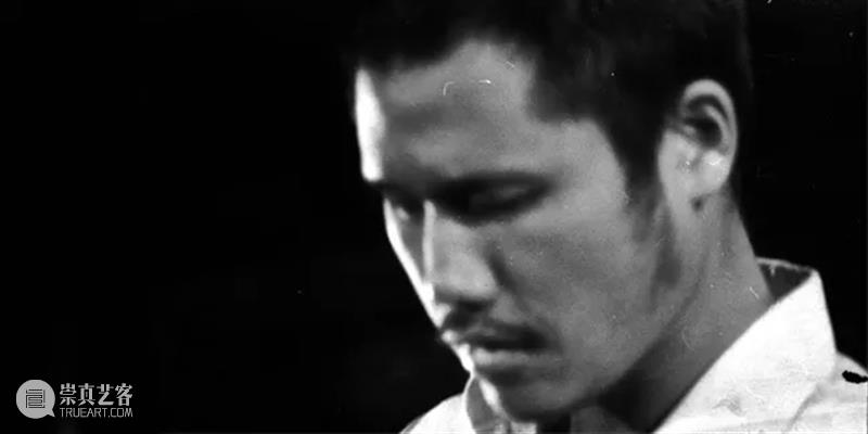 张洪泰：一名“局外人”的音乐独白｜第十届OCT-LOFT国际爵士音乐节 崇真艺客