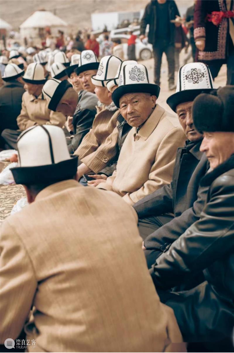 【IFA-民族艺术】柯尔克孜族服饰 | 失落于高原的猎鹰 崇真艺客