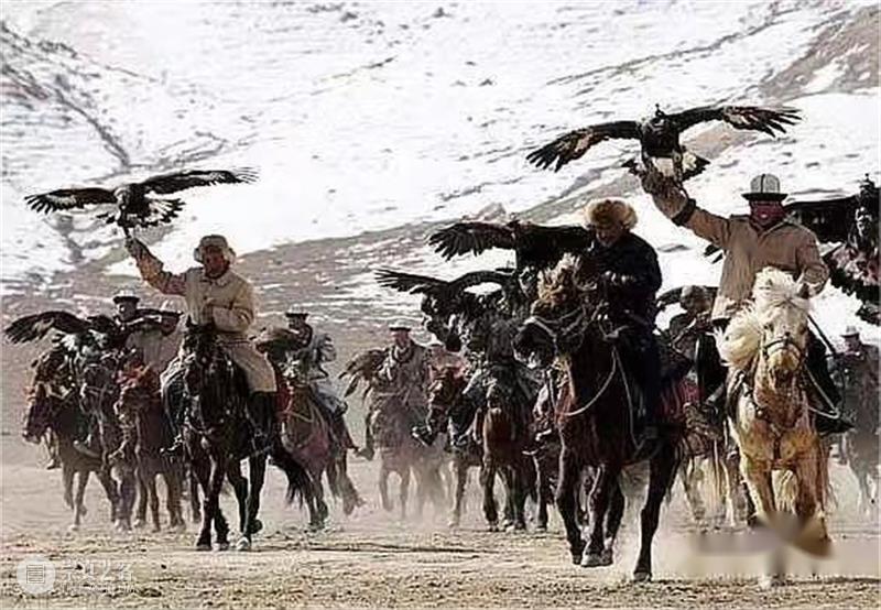 【IFA-民族艺术】柯尔克孜族服饰 | 失落于高原的猎鹰 崇真艺客