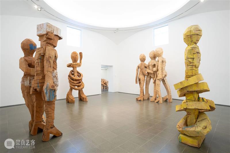 画廊新闻｜乔治·巴塞利兹个展 “2011-2015 年的雕塑作品”正在伦敦蛇形画廊展出中 崇真艺客