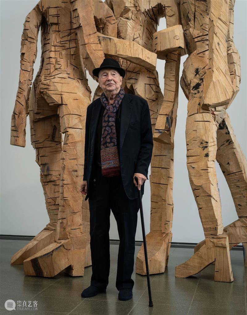 画廊新闻｜乔治·巴塞利兹个展 “2011-2015 年的雕塑作品”正在伦敦蛇形画廊展出中 崇真艺客