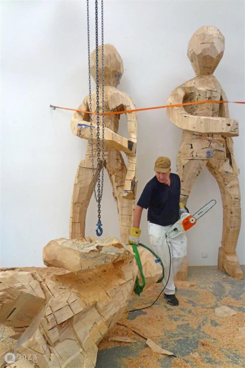 画廊新闻｜乔治·巴塞利兹个展 “2011-2015 年的雕塑作品”正在伦敦蛇形画廊展出中 崇真艺客