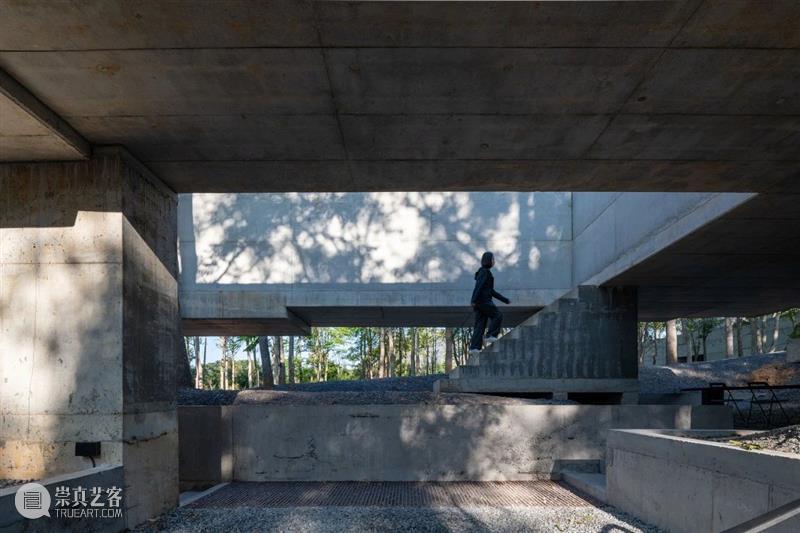 无墙无界咖啡店 / JOYS Architects 崇真艺客