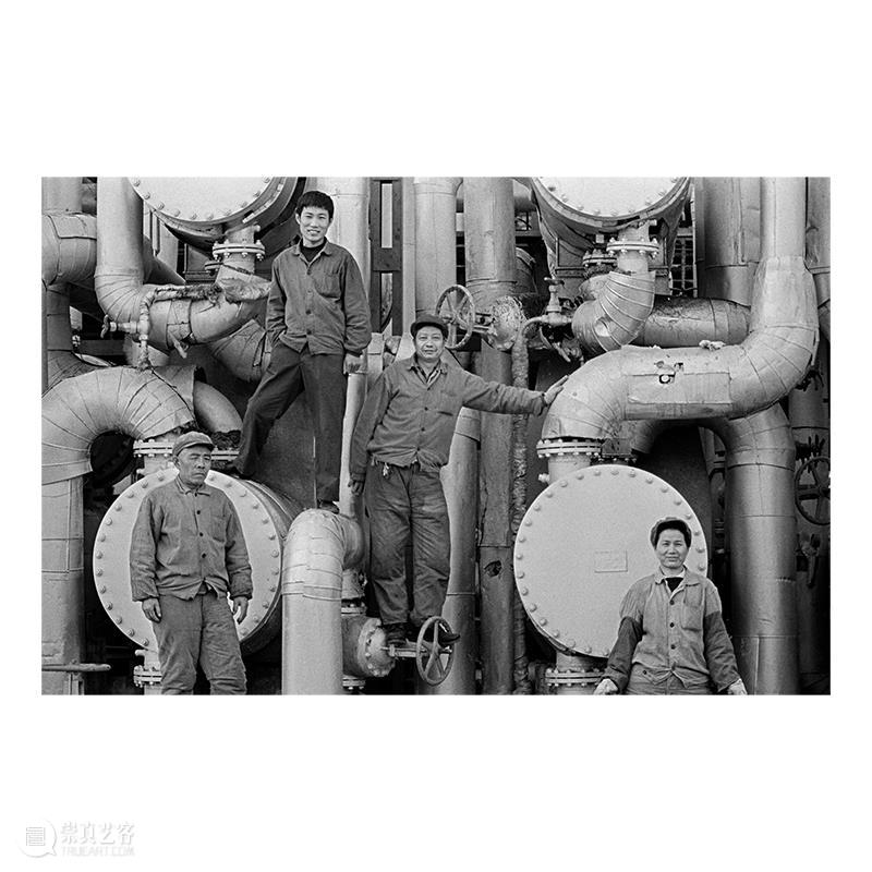 MAP展览｜“刘香成 镜头 · 时代 · 人”单元之“人群” 崇真艺客
