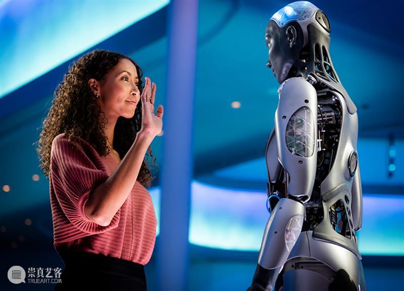 一天广告费328万，全球最大球形沉浸式馆正式开幕 崇真艺客