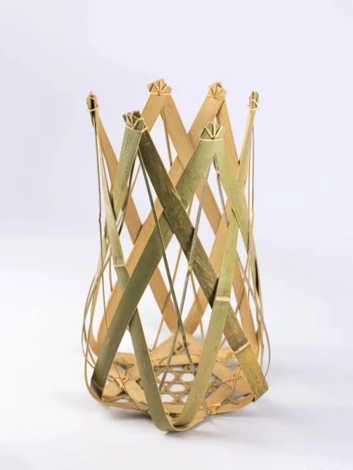 我院优秀校友李金泽竹艺作品入藏伦敦 V&A 博物馆 崇真艺客