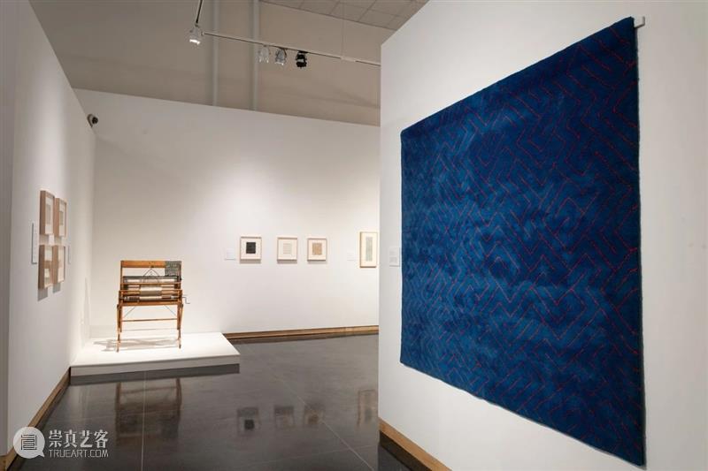 回顾安妮·阿尔伯斯（Anni Albers）重要美术馆展览 崇真艺客