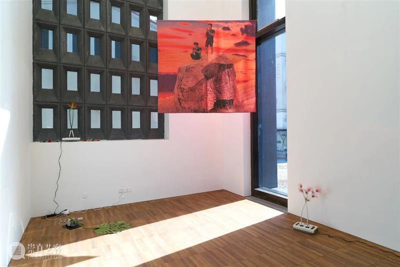 展览｜正式开幕：群展“相去几何” & “海边影像：阮纯诗” 博文精选 阿那亚艺术中心 群展 影像 客座 策展人 陈立 朴美珠 Park 越南 艺术家 阮纯诗 崇真艺客