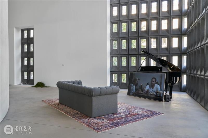 展览｜正式开幕：群展“相去几何” & “海边影像：阮纯诗” 博文精选 阿那亚艺术中心 群展 影像 客座 策展人 陈立 朴美珠 Park 越南 艺术家 阮纯诗 崇真艺客