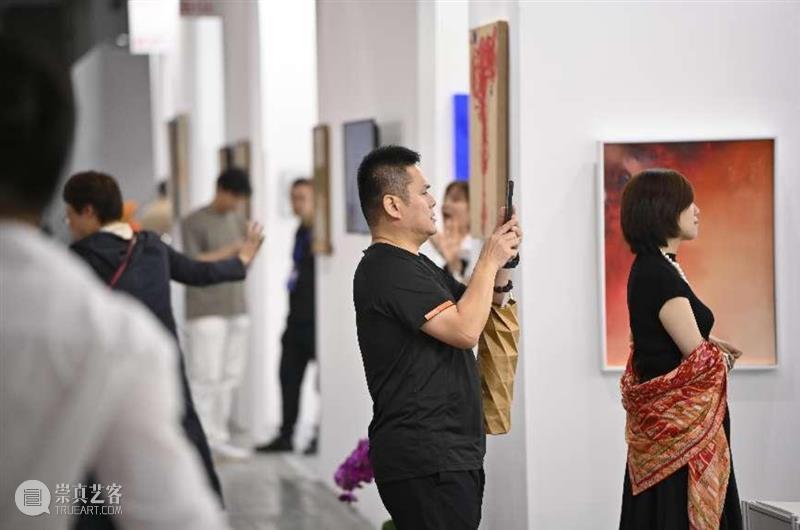 【DAY2】艺术上海公众日首日精彩速递 崇真艺客