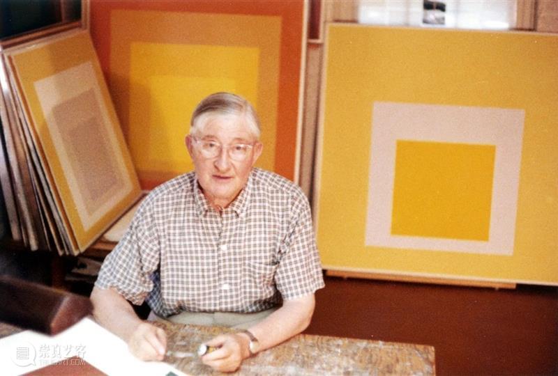 约瑟夫·阿尔伯斯（Josef Albers）重要个展回顾 崇真艺客
