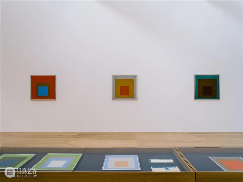 约瑟夫·阿尔伯斯（Josef Albers）重要个展回顾 崇真艺客