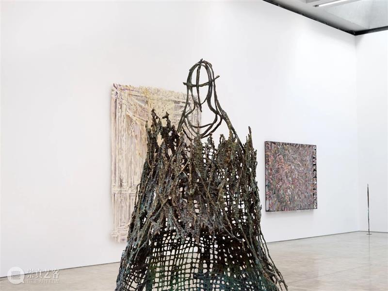 Diana Al-Hadid｜女人、青铜与危险事物 崇真艺客