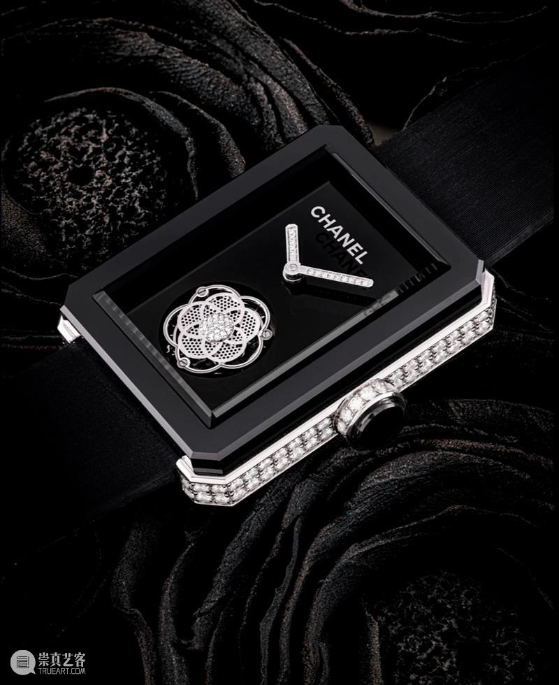 聚焦8枚“匠·竖系列”独一无二的杰出时计！香港秋拍3场名表拍卖即将举槌 崇真艺客