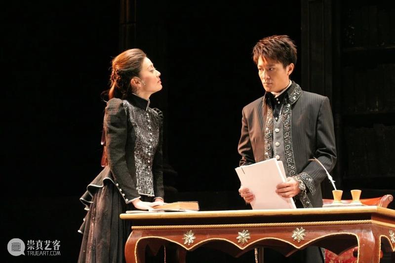 谢承颖：“让大家看到那些被坚守着的微光，便是这部剧的意义” 崇真艺客