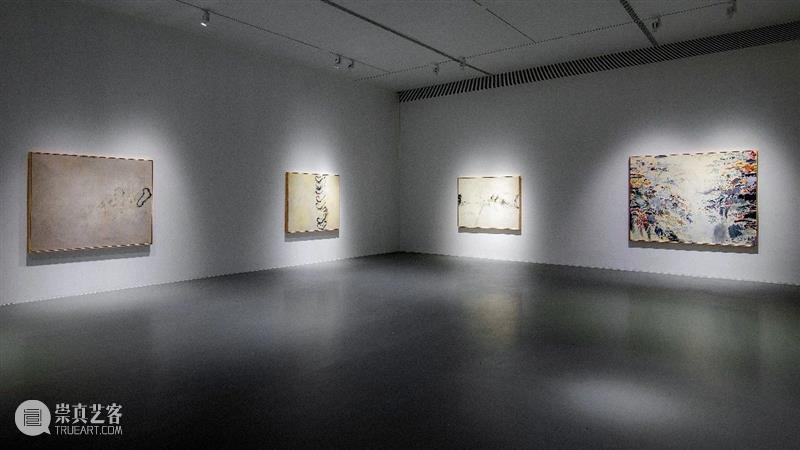 艺评 | 李旭：重叠的书写空间——黄渊青作品评述 | 黄渊青个展正在上海宝龙美术馆展出 崇真艺客