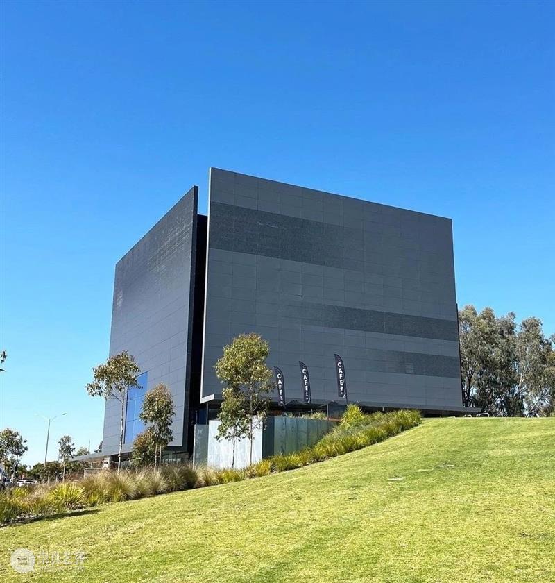 王茜瑶作品正在四家美术馆展出｜年底北京个展即将启幕 崇真艺客