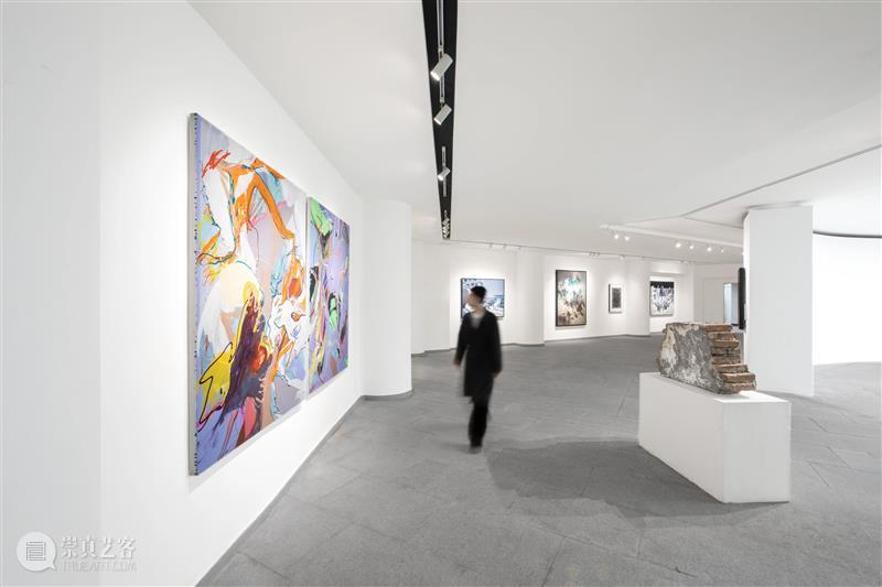 王茜瑶作品正在四家美术馆展出｜年底北京个展即将启幕 崇真艺客