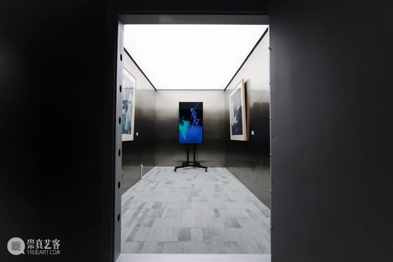 绘画之上_在形式与观念领域，不断为绘画注入新的可能性 | 国家美术·关注 崇真艺客