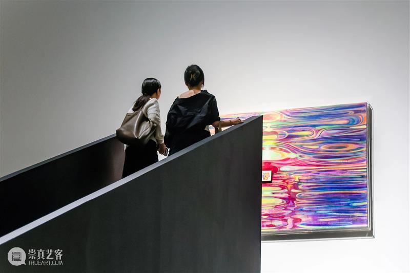 LONG×一条艺术 | 黄宇兴回顾展：呈现30年创作，早期手稿首次展出 崇真艺客