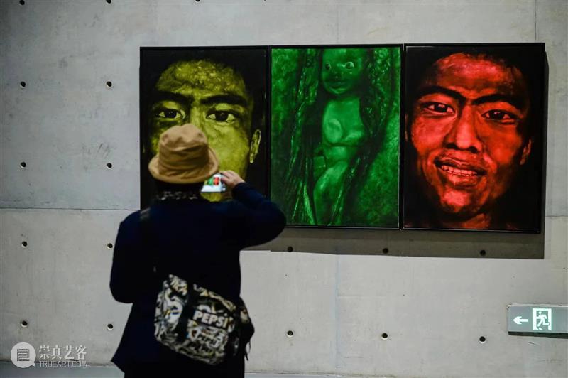 LONG×一条艺术 | 黄宇兴回顾展：呈现30年创作，早期手稿首次展出 崇真艺客