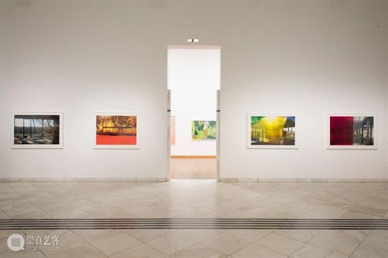 詹姆斯·威灵(James Welling)展览回顾|维也纳艺术论坛美术馆个展《变形记》 崇真艺客