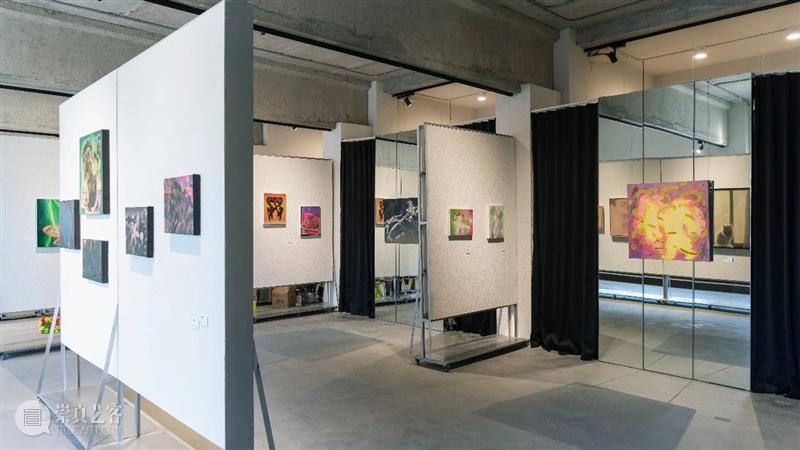 十点睡觉 · 白|「必要的虚构与触摸的真实」展览开幕现场 崇真艺客