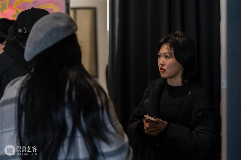 十点睡觉 · 白|「必要的虚构与触摸的真实」展览开幕现场 崇真艺客