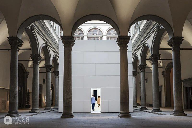 安尼施·卡普尔（Anish Kapoor）的「非真非实」  | 崇真艺客