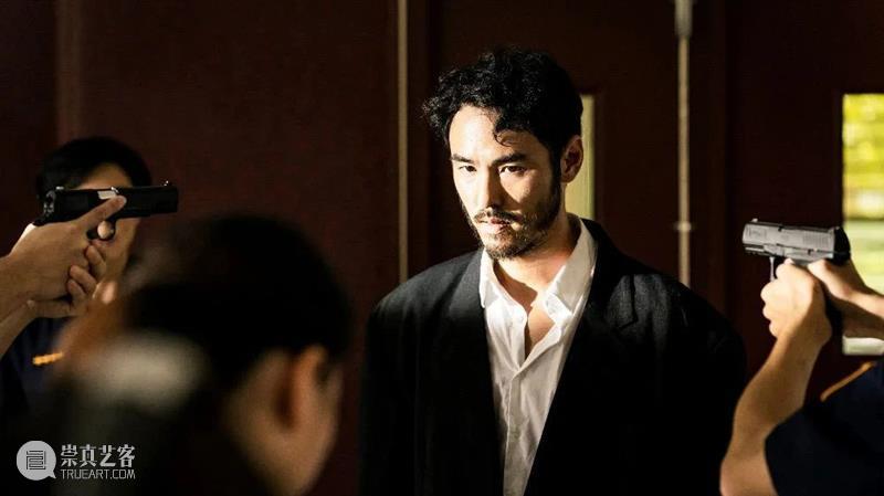豆瓣8.3,影史极恶,华语狠片,居然上映了! 崇真艺客