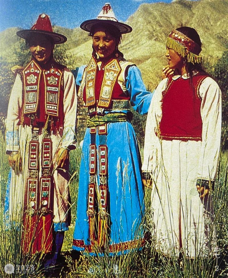 【IFA-民族艺术】裕固族服饰 | 丝绸之路上的瑰丽色彩 崇真艺客