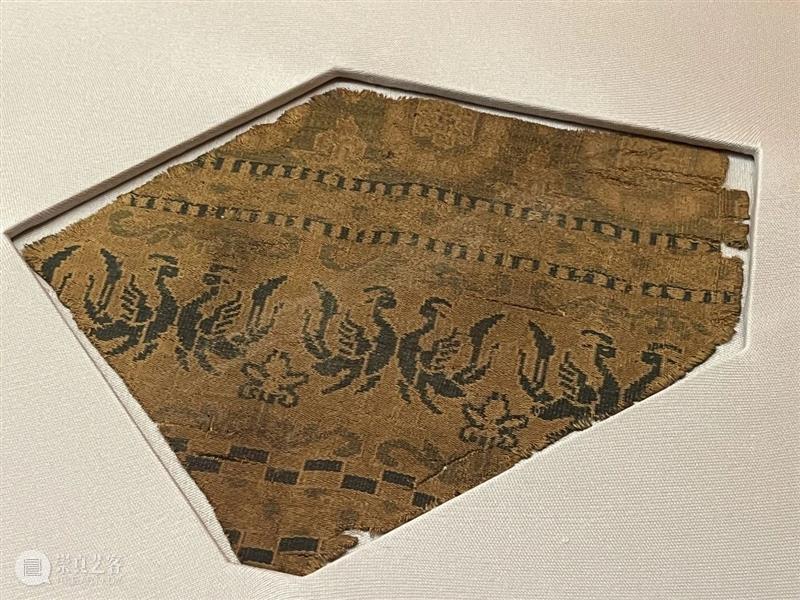 丝路大展新疆月亲子工作坊 | 金箔入画,寻美新疆 崇真艺客