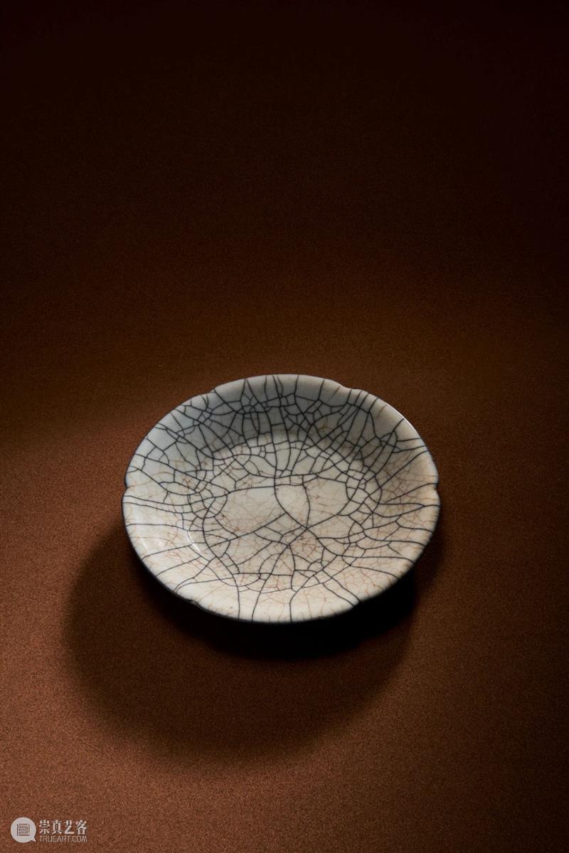 临宇山人珍藏哥窑盘领衔纽约亚洲艺术周 崇真艺客