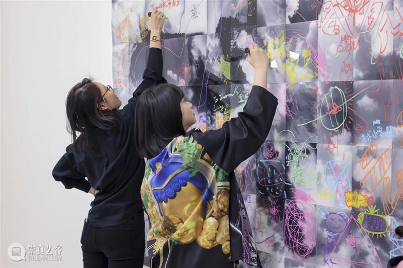 在UCCA沙丘美术馆，探索“鸟头：云云”的现实与虚幻 博文精选  UCCA沙丘美术馆 鸟头 崇真艺客