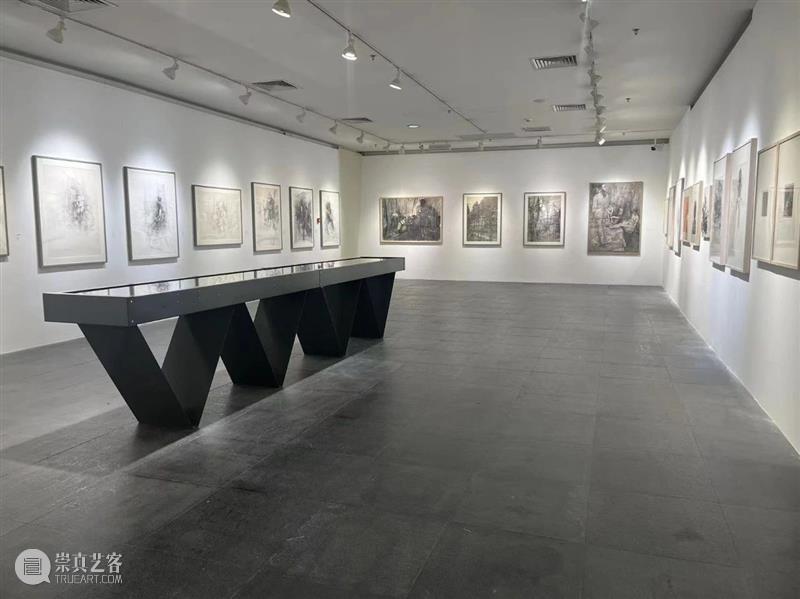 展览现场 | 多维观看：中国美术学院?·?广州美术学院素描教学研究与对话 崇真艺客