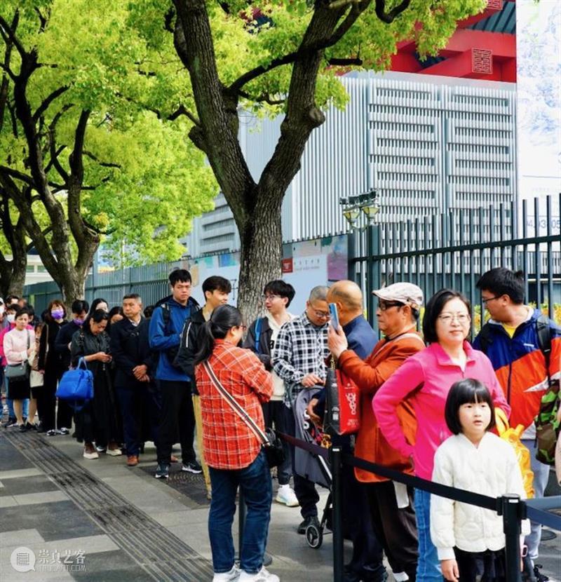 现场 | 近七万观众长假走进中华艺术宫，?“中国式风景”本周五夜场回归 崇真艺客